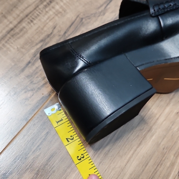 Dolce Vita Women's Yanni Black Platform Loafers - Picture 11 of 12